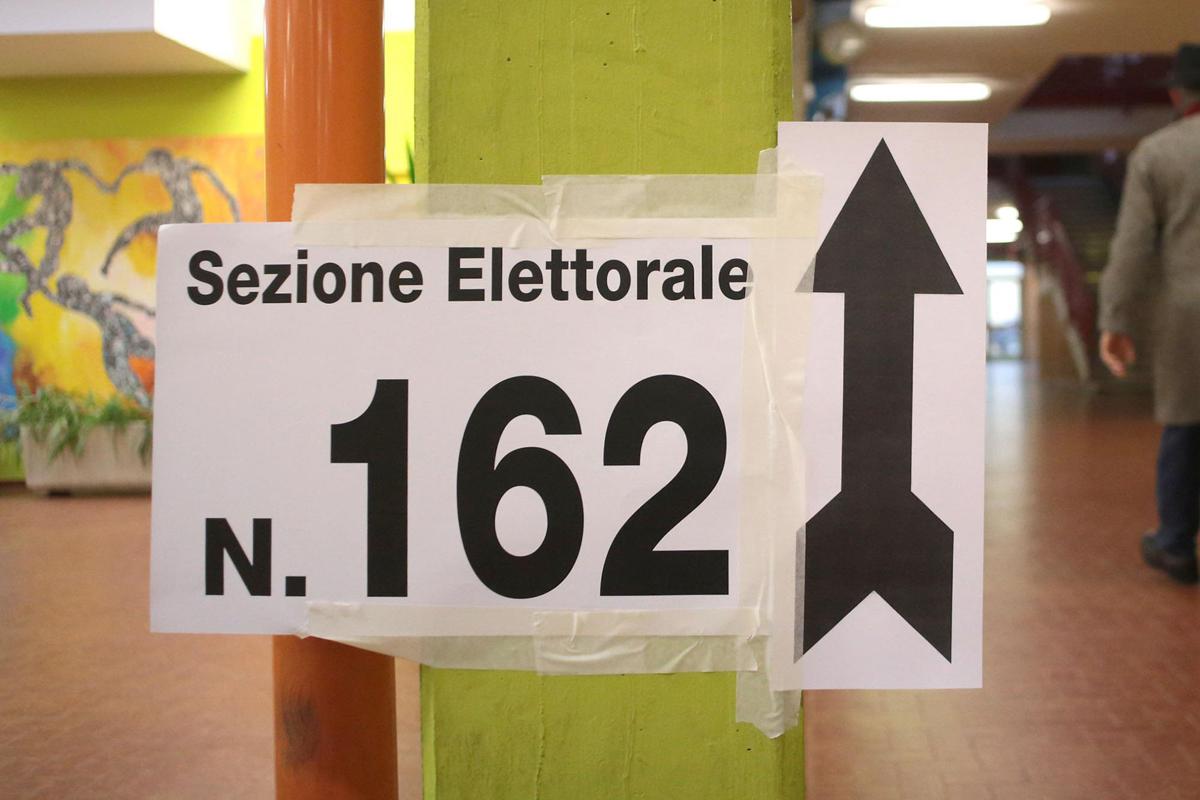 Elezioni 2022, virologo Clementi: “Tecnici non siano politici militanti”