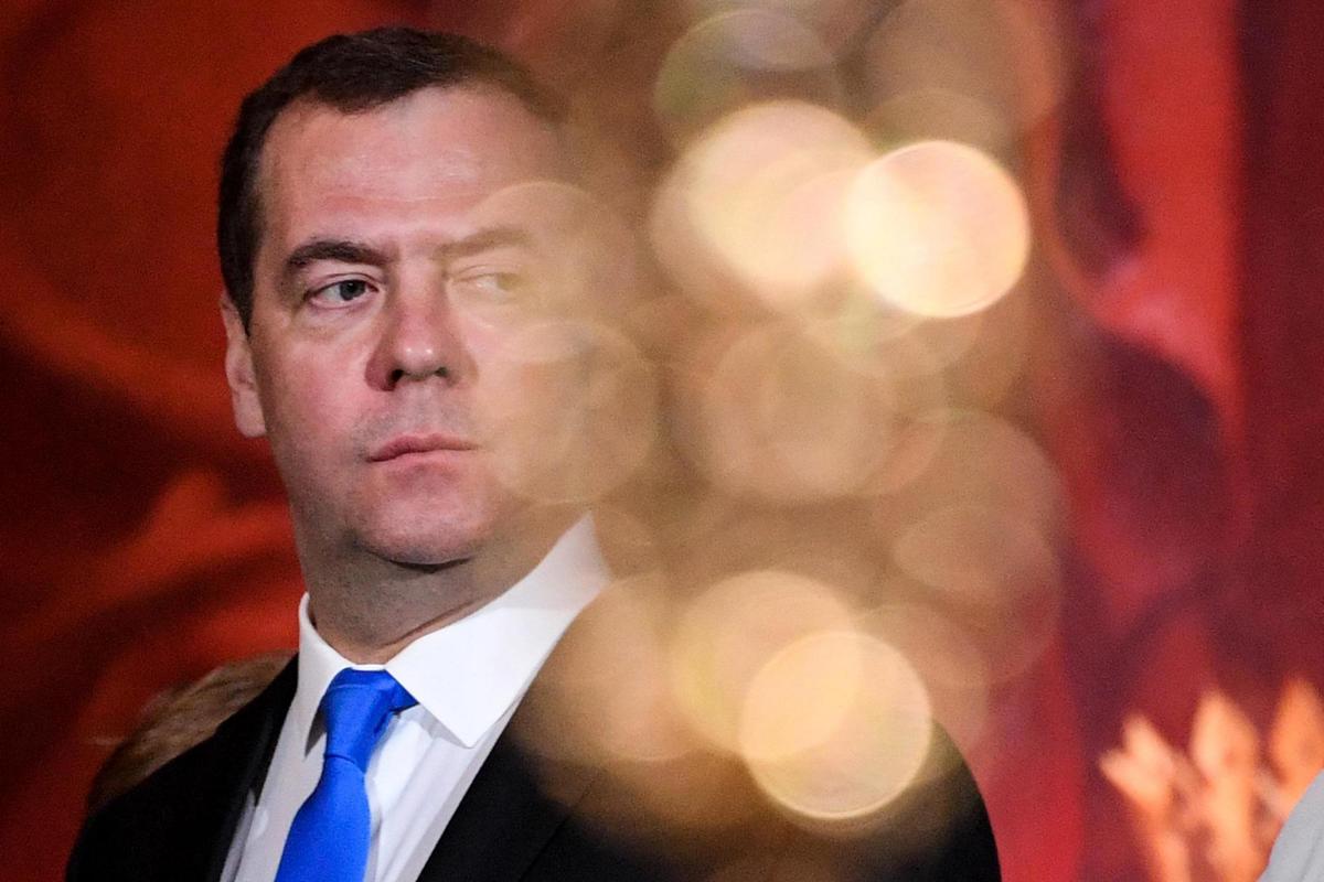 Medvedev: “Patriot all’Ucraina? Con personale Nato saranno nostro legittimo obiettivo”