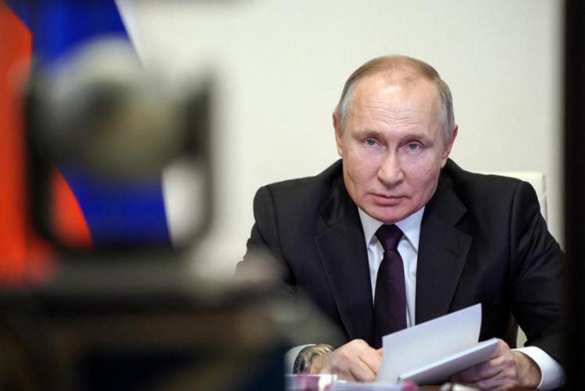 Ucraina, Putin: “Occidente usa ucraini come carne da macello, Kiev verso suicidio”