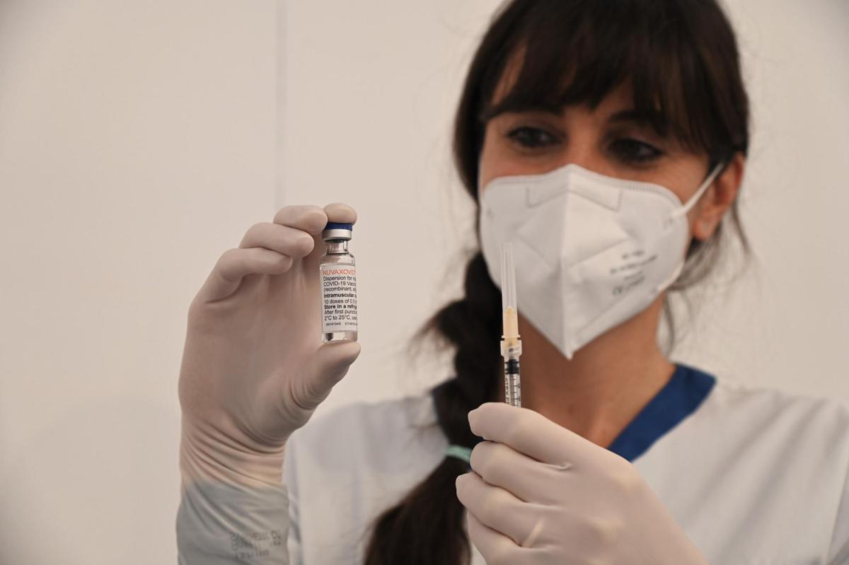 Covid, vaccino Novavax in elenco Oms per uso d’emergenza