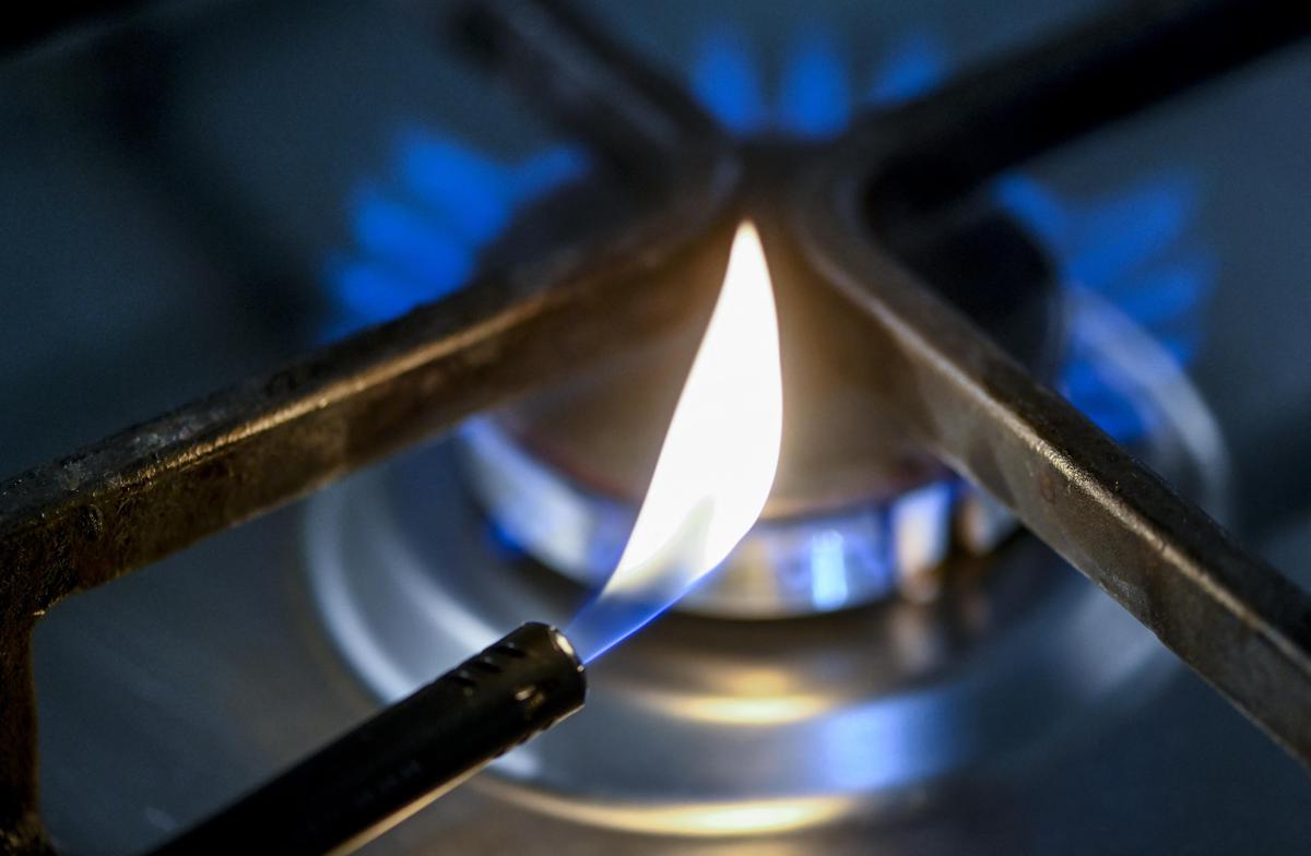 Bollette gas, Giorgetti: “Aspettiamo Arera, ma diminuzione costi sarà significativa”