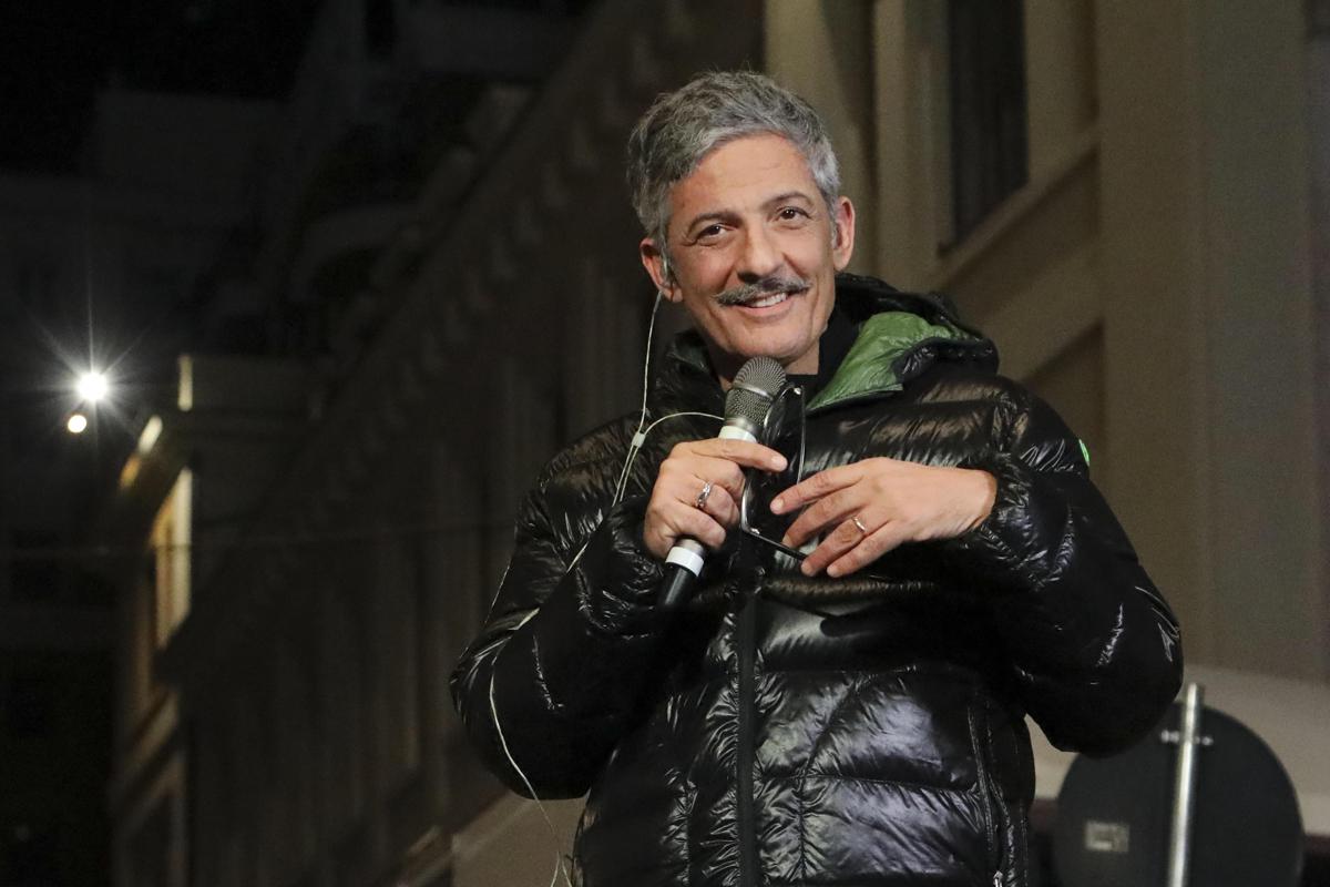Sanremo 2023, ironia Fiorello: “Swiffer polemiche ha colpito ancora”