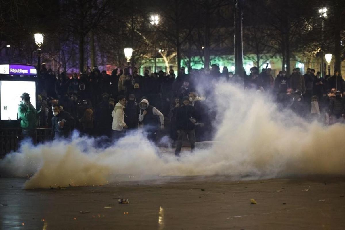 Riforma pensioni Francia, ancora proteste e scontri